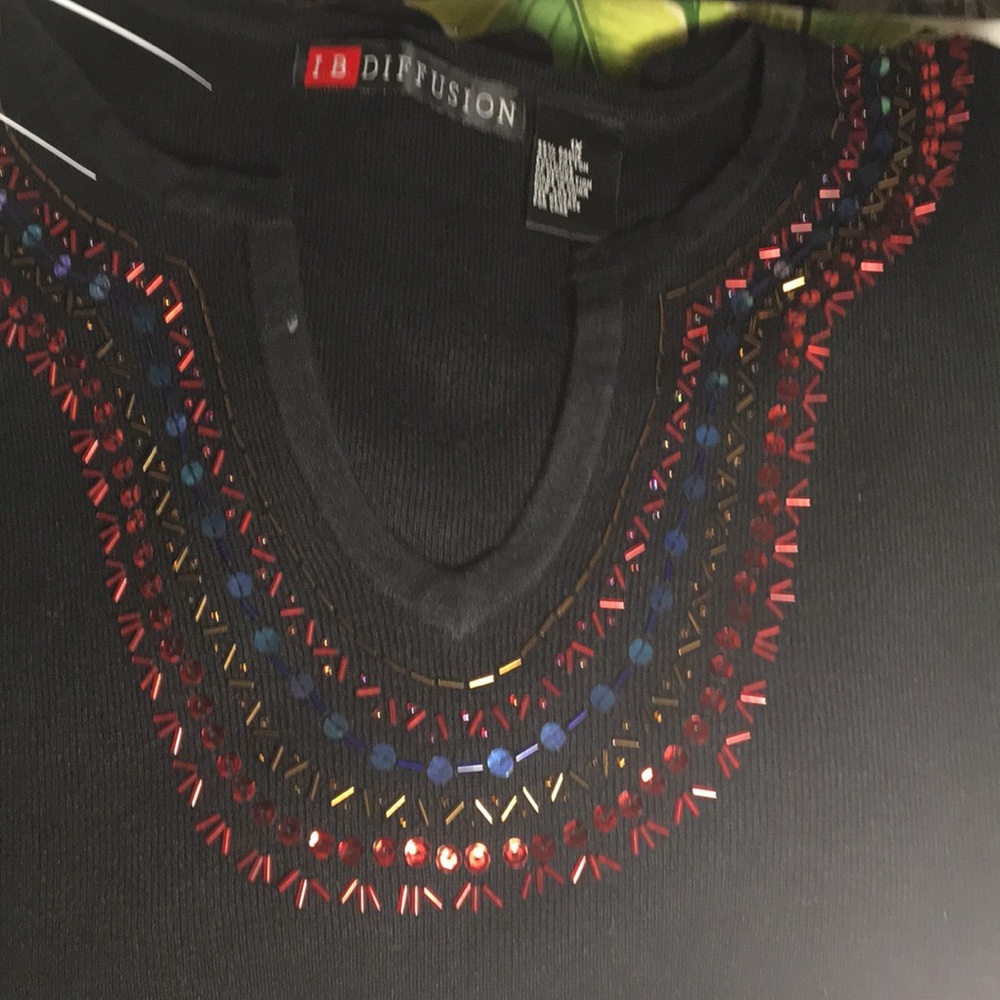 IB Diffusion 1X Sequined sweater Beaded